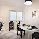 Bilini Castropola Apartment